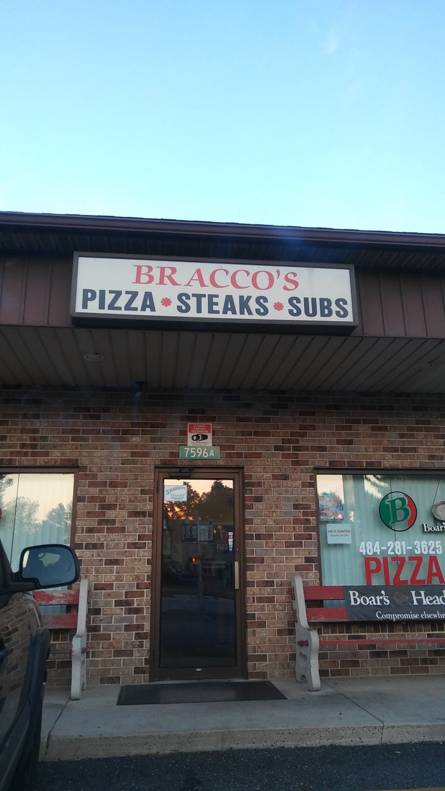 Braccos Pizza | 7596A Beth Bath Pike, Bath, PA 18014 | Phone: (484) 281-3625