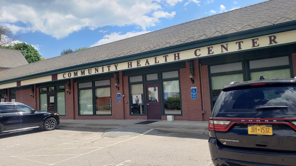 Community Health Center/clinton | Liberty Square, 114 E Main St, Clinton, CT 06413 | Phone: (860) 664-0787