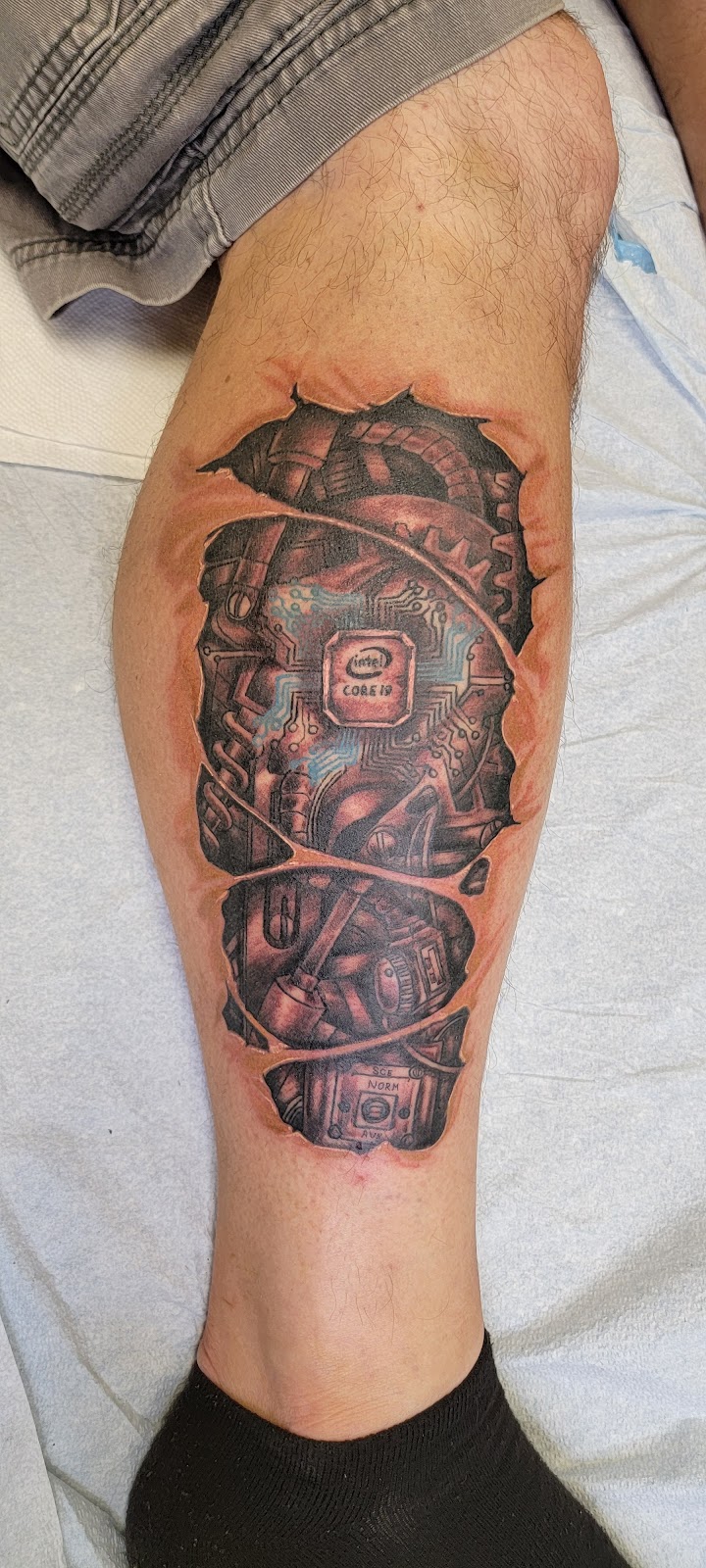 Body Graphics Tattoo Inc | 73 John Fitch Blvd A, South Windsor, CT 06074 | Phone: (860) 289-6534