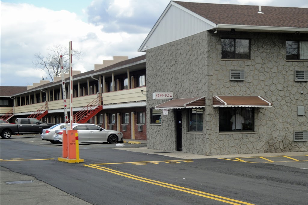 Royal Motel | 511 Spring St, Elizabeth, NJ 07201 | Phone: (908) 352-2200