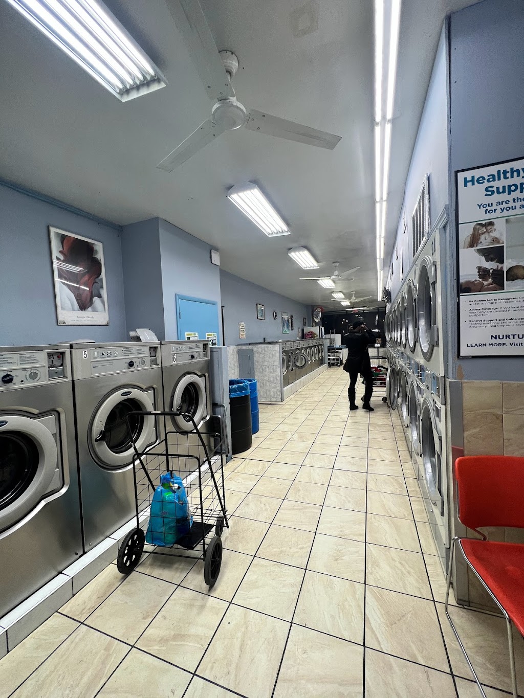 Friendly Laundromat | 340 Communipaw Ave, Jersey City, NJ 07304 | Phone: (201) 416-4450