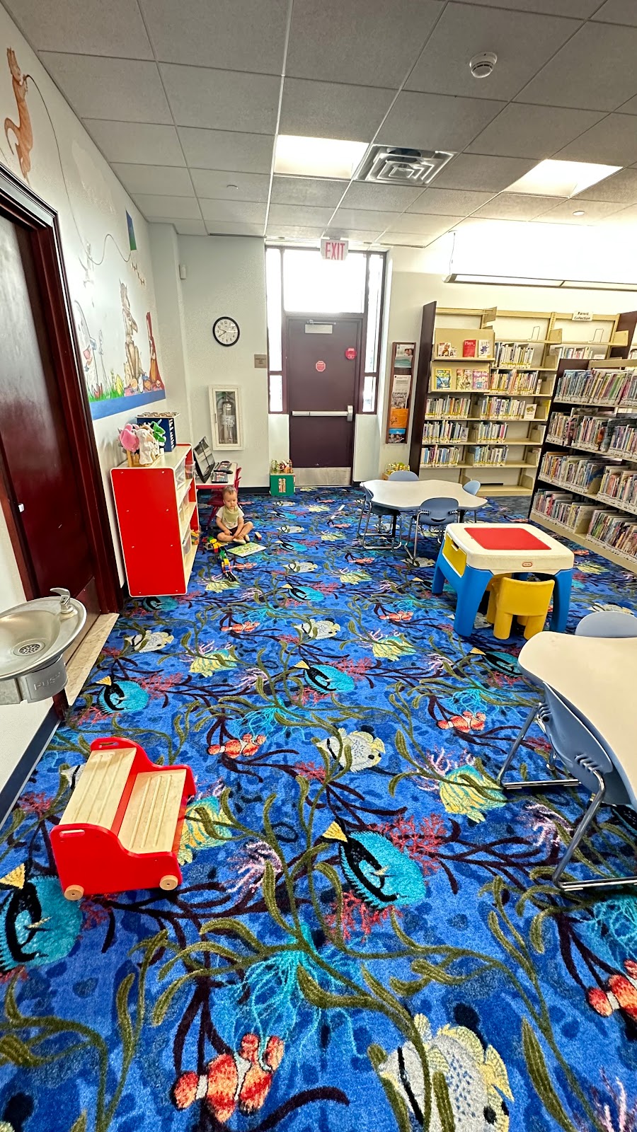 East Islip Public Library | 381 E Main St, East Islip, NY 11730 | Phone: (631) 581-9200