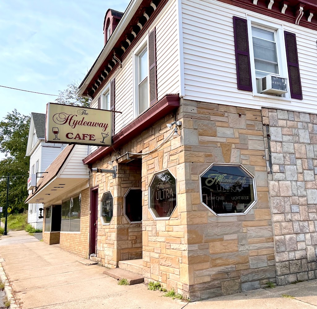 Hyde Away Cafe | 115 W Main St, Plantsville, CT 06479 | Phone: (860) 426-9411