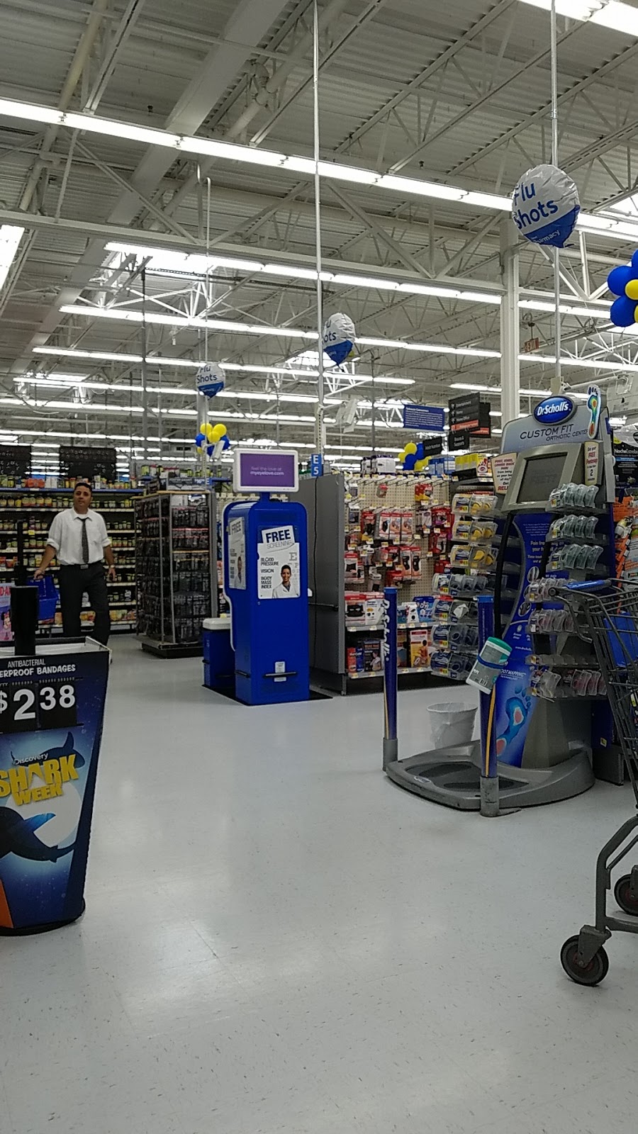 Walmart | 700 Marketplace Blvd, Hamilton Township, NJ 08691 | Phone: (609) 585-1463