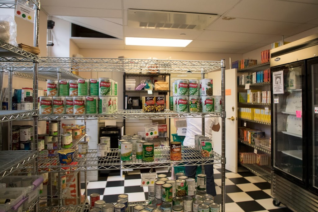 Farmington Food Pantry | 75 Main St, Farmington, CT 06032 | Phone: (860) 674-8694