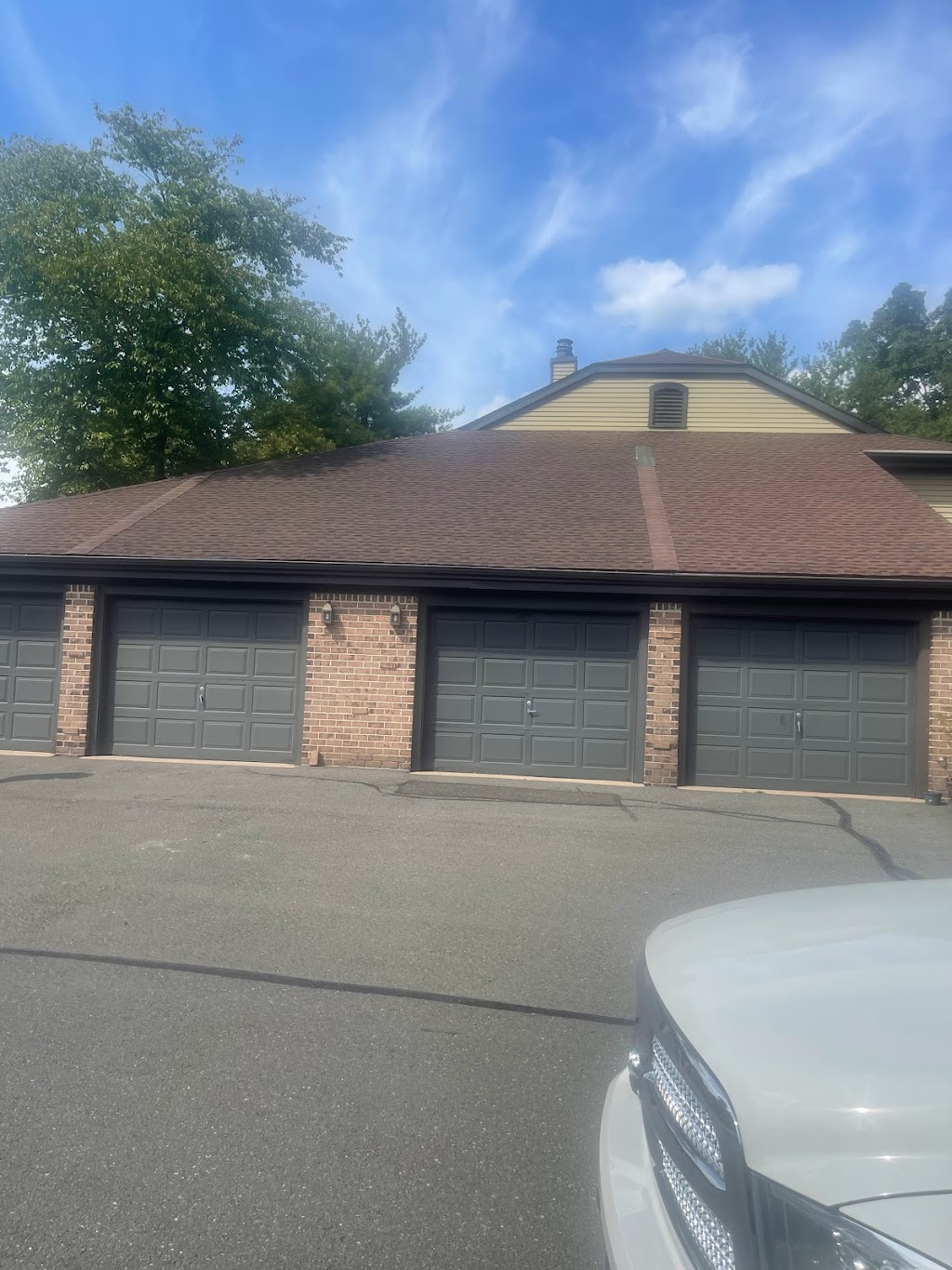 DreamLine Roofing LLC | 80 Second Street Pike #1, Southampton, PA 18966 | Phone: (610) 400-9693