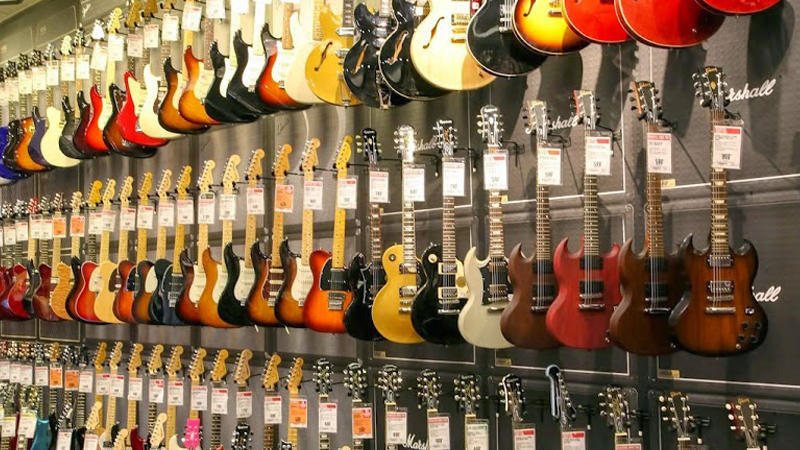 Guitar Center | 2620 Chemical Rd, Plymouth Meeting, PA 19462 | Phone: (610) 832-0800