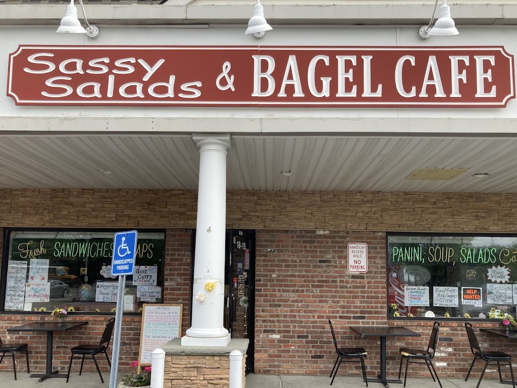 Bagel Lady Cafe | 99 NY-25A #18, Shoreham, NY 11786 | Phone: (631) 744-0071