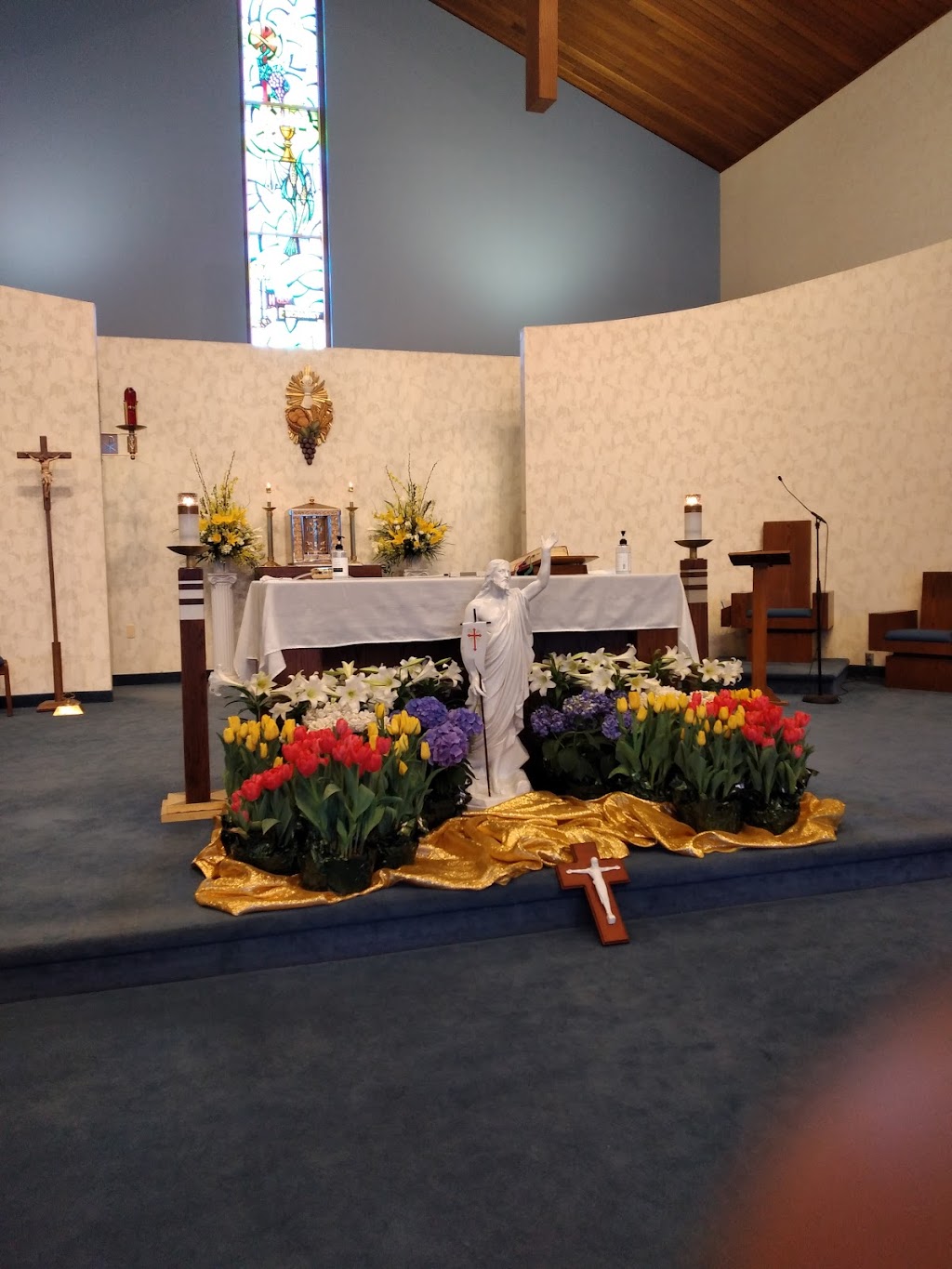 St Lawrence the Martyr Roman Catholic Church | 375 Main St, Chester, NJ 07930 | Phone: (908) 879-5371