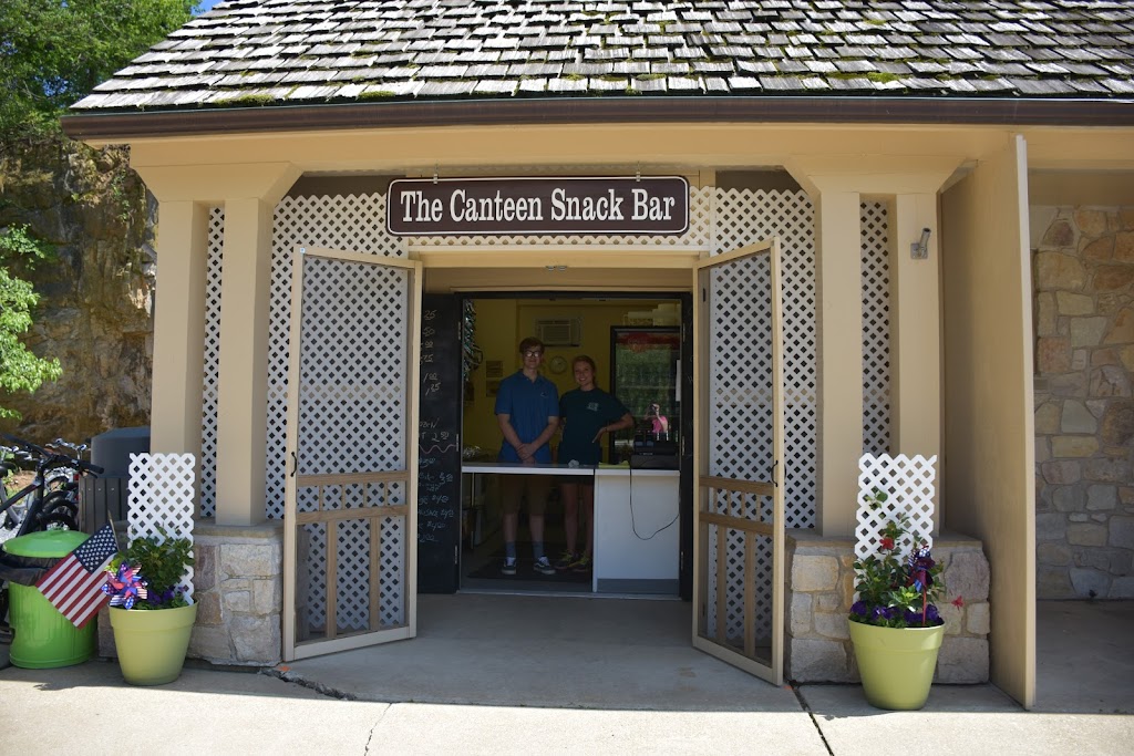 Canteen Snack Bar - Closed for the season | 1000 N Outer Line Dr, King of Prussia, PA 19406 | Phone: (610) 624-5010