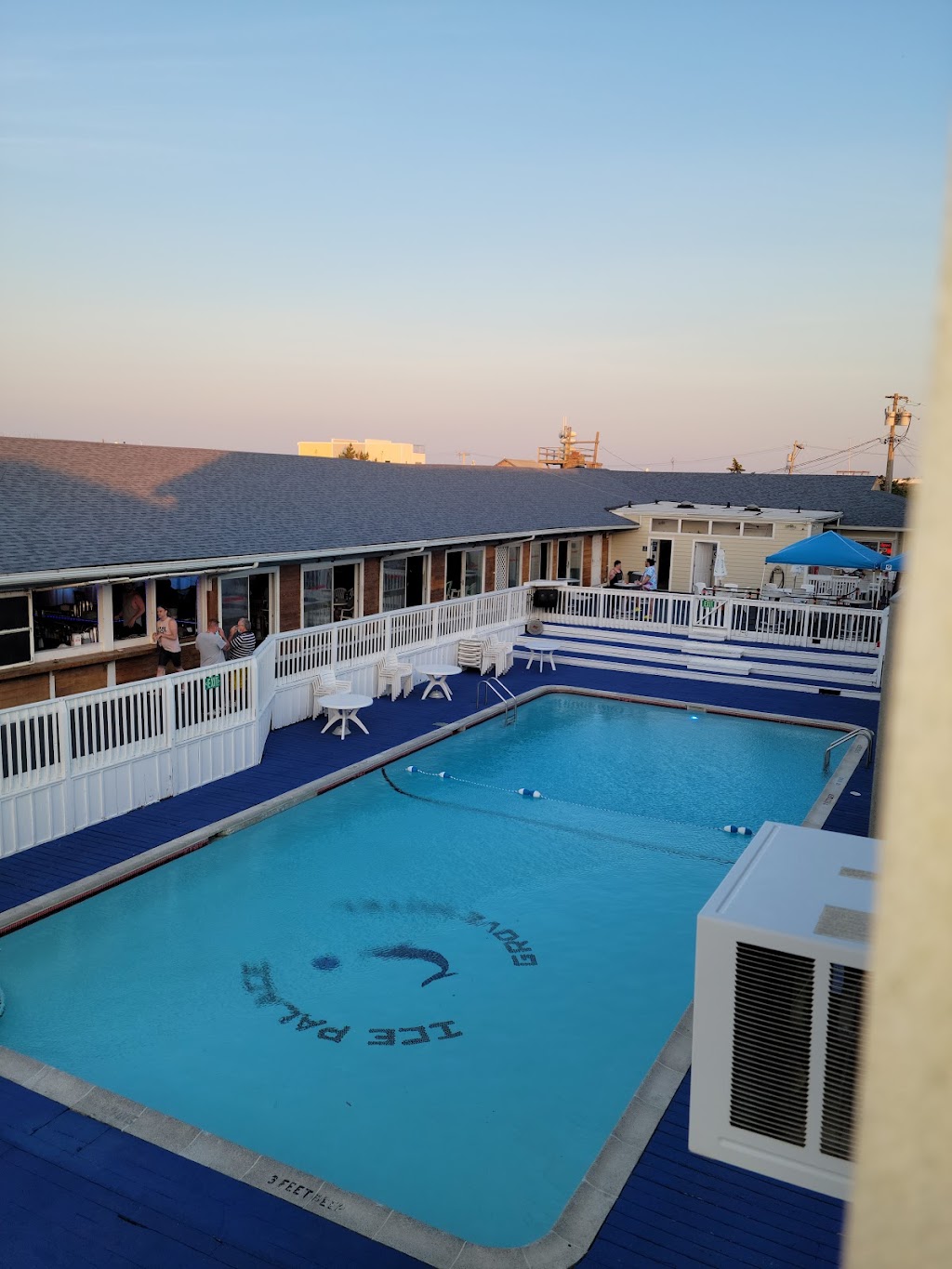 The Grove Hotel | 1 Ocean Walk, Cherry Grove, NY 11782 | Phone: (631) 597-6600