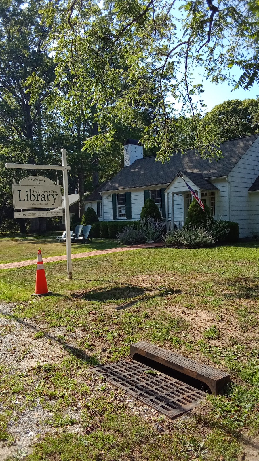 Brookhaven Free Library | 273 Beaver Dam Rd, Brookhaven, NY 11719 | Phone: (631) 286-1923