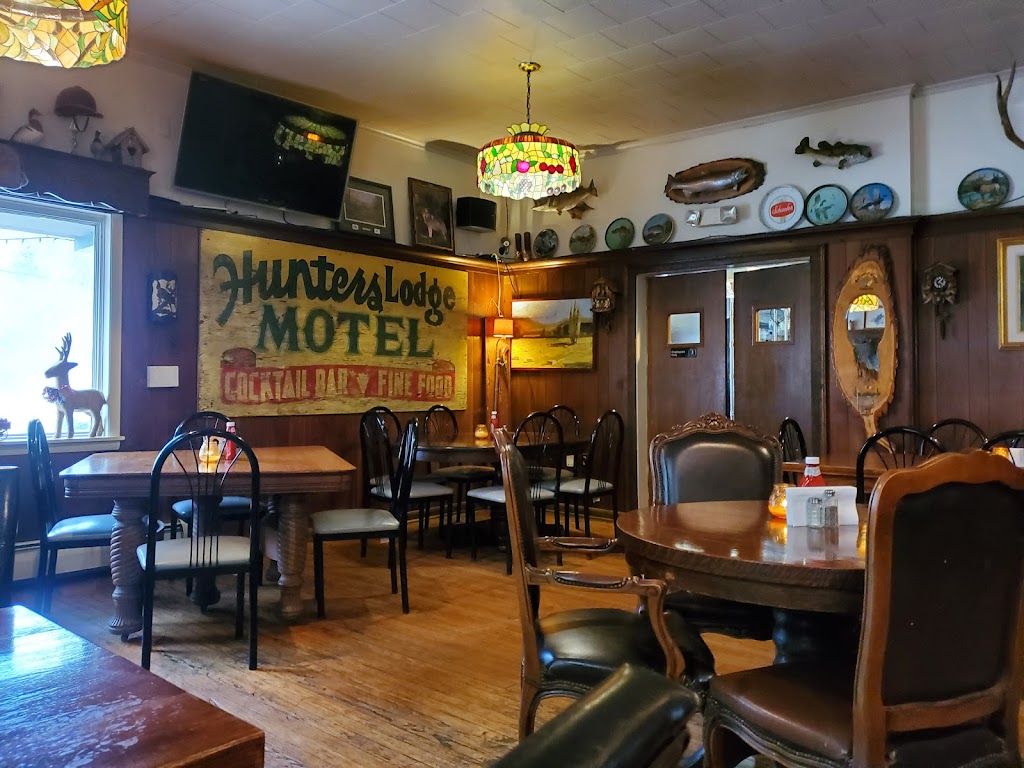 Hunters Lodge Restaurant & Motel | 64 US-46, Delaware, NJ 07833 | Phone: (908) 475-0060