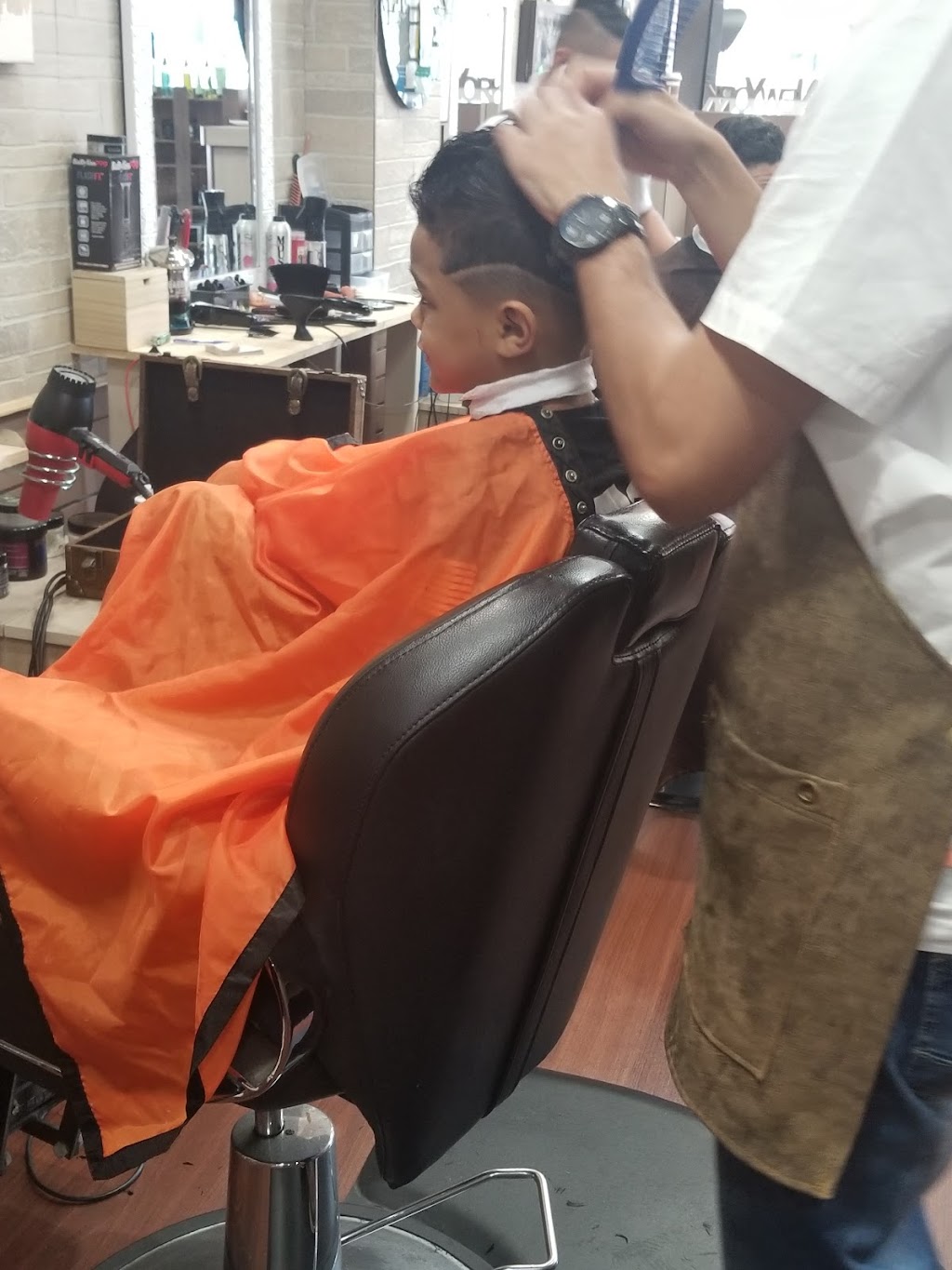 Juventud Barbershop | 182-07 Jamaica Ave, Jamaica, NY 11423 | Phone: (917) 560-5205