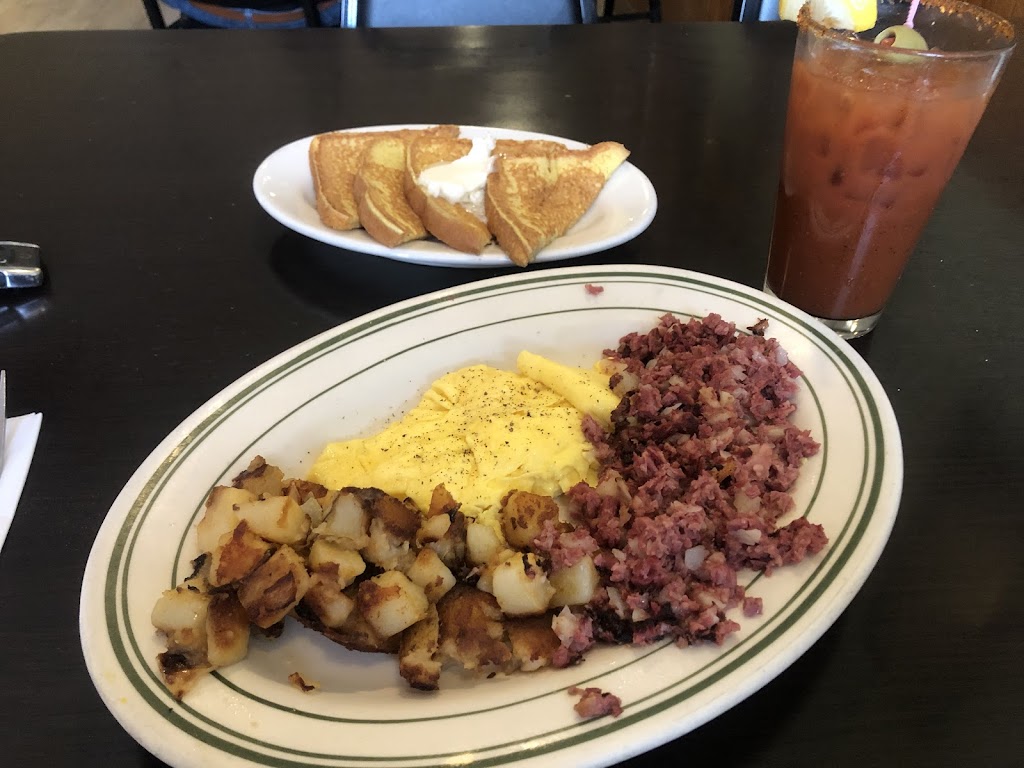 Ozzies Steak & Eggs | 26 Maple St, Hinsdale, MA 01235 | Phone: (413) 655-8309