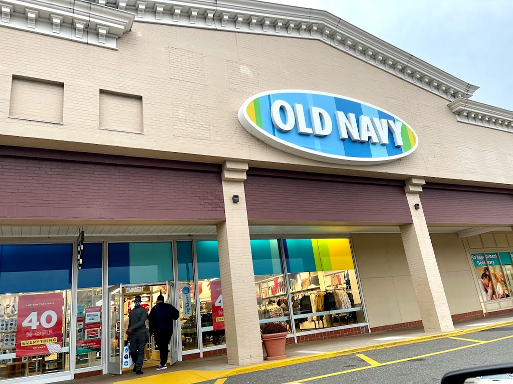 Old Navy | 1459 New Britain Ave, West Hartford, CT 06110 | Phone: (860) 618-6076