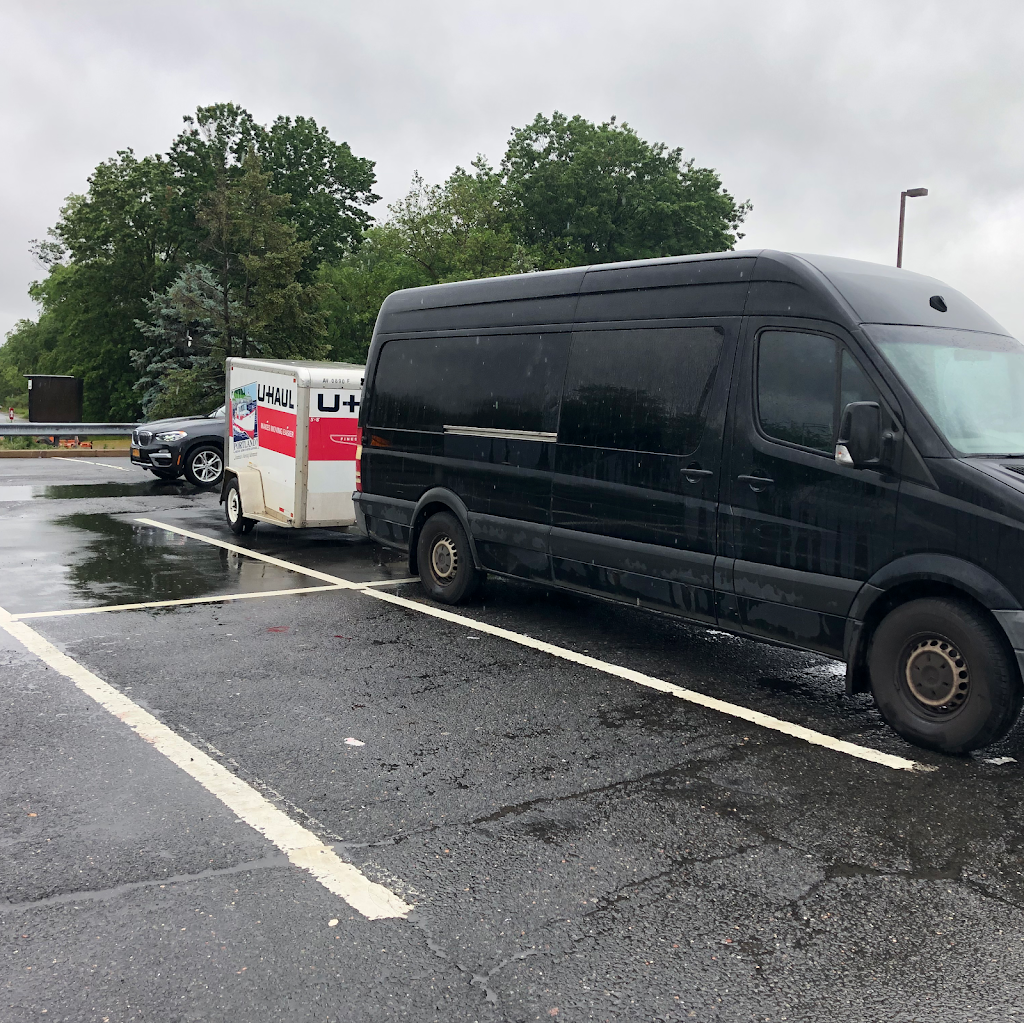 Man With a Sprinter Van | 23 Red Oak Ct, Haskell, NJ 07420 | Phone: (646) 741-4853