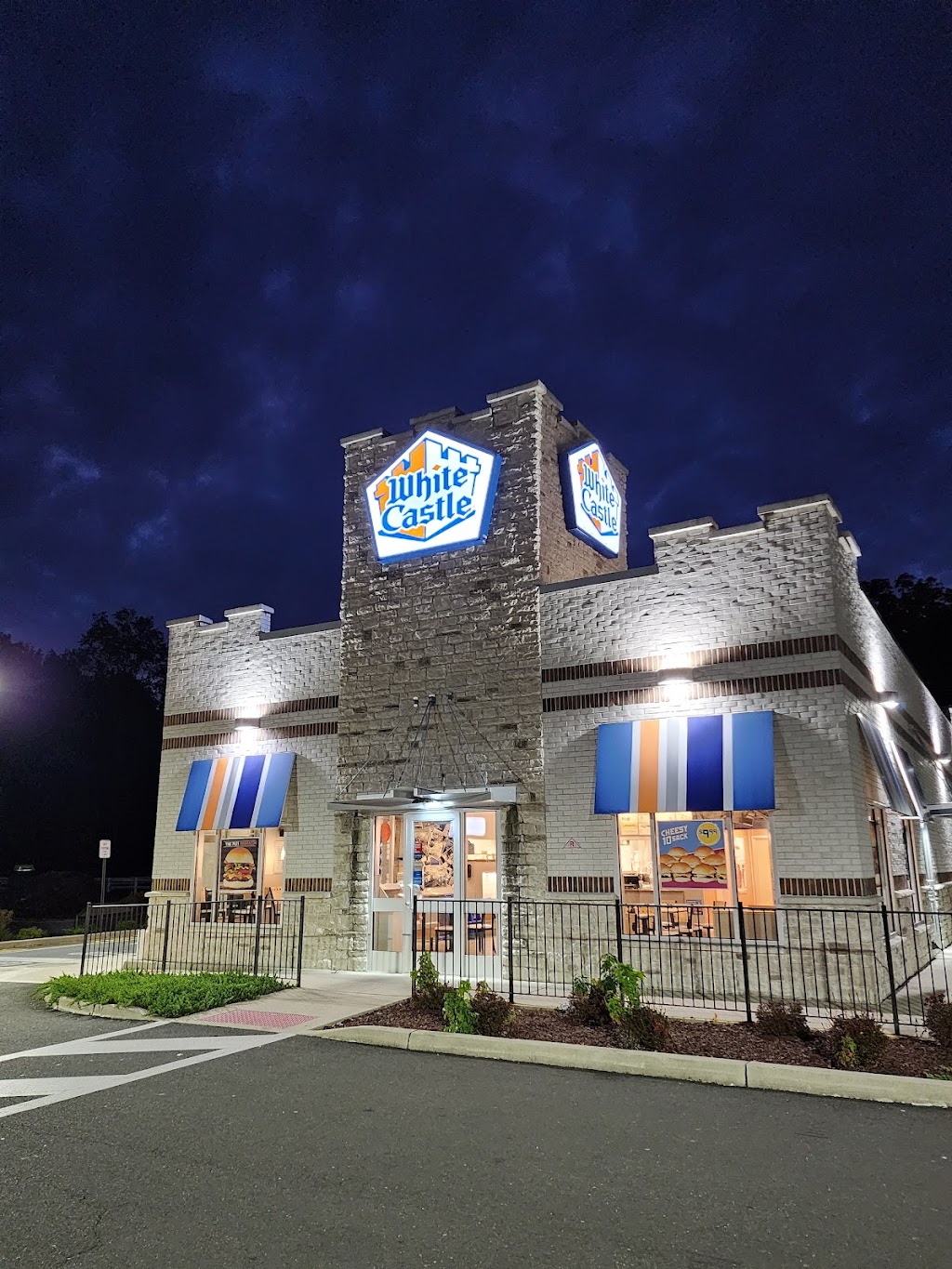 White Castle | 4053 US-1, South Brunswick Township, NJ 08852 | Phone: (732) 274-0010