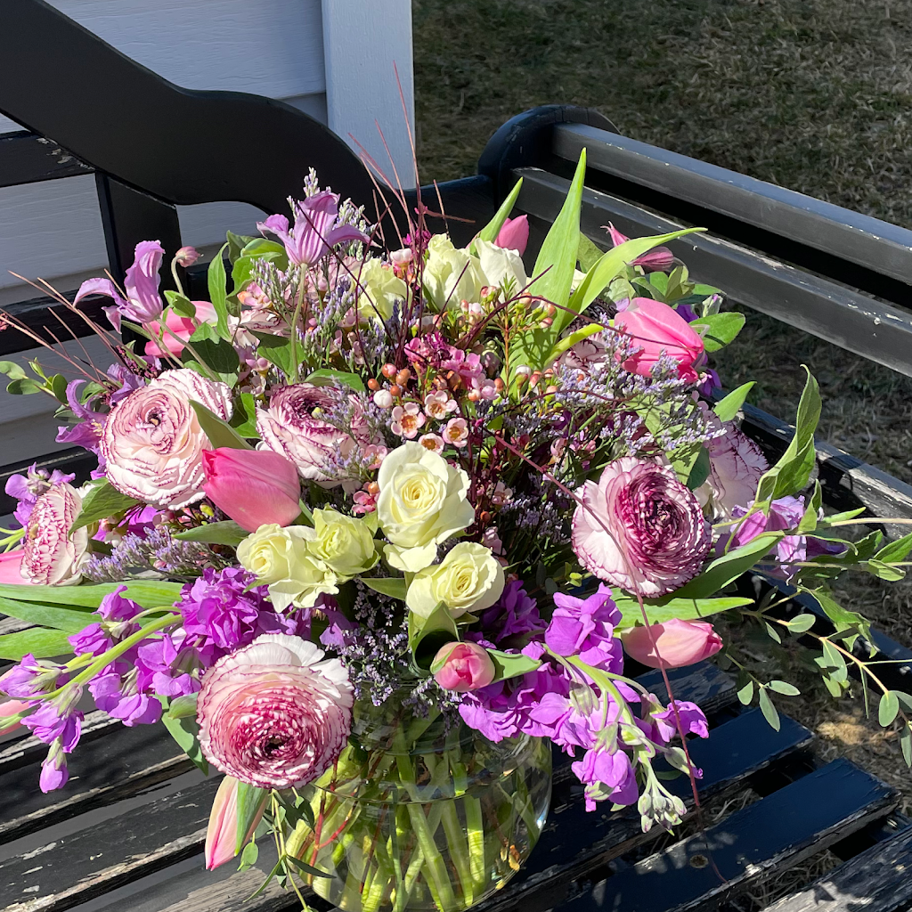 Flower Box - Florist - Millbrook, New York | 19 N Mabbettsville Rd #5355, Millbrook, NY 12545 | Phone: (845) 242-6959