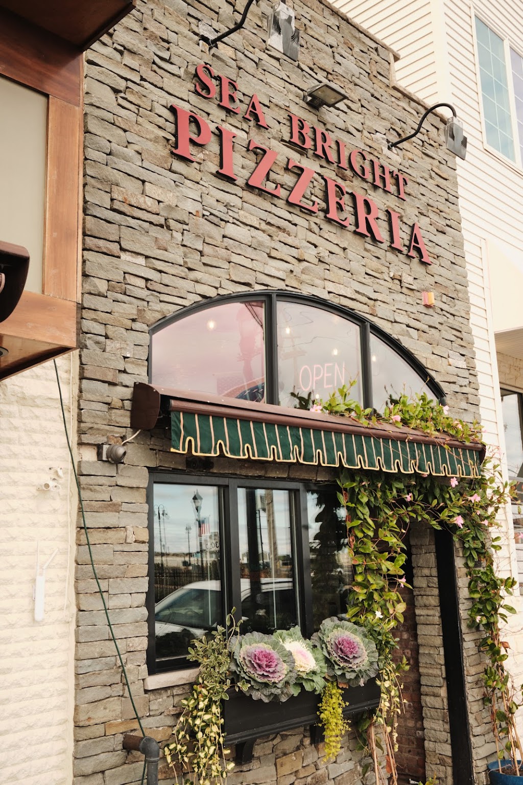 Sea Bright Pizzeria & Restaurant | 1068 Ocean Ave N, Sea Bright, NJ 07760 | Phone: (732) 219-8770