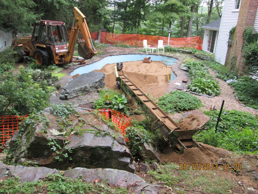 Lowe Excavating & Construction | 1286 E Main St, Meriden, CT 06450 | Phone: (203) 634-3027