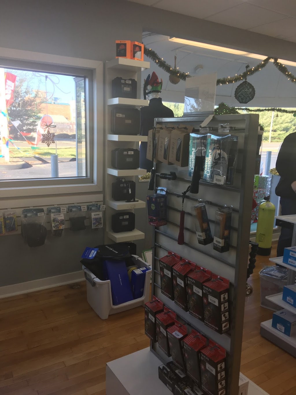 New England Dive | 1060 S Colony St, Wallingford, CT 06492 | Phone: (203) 284-1880