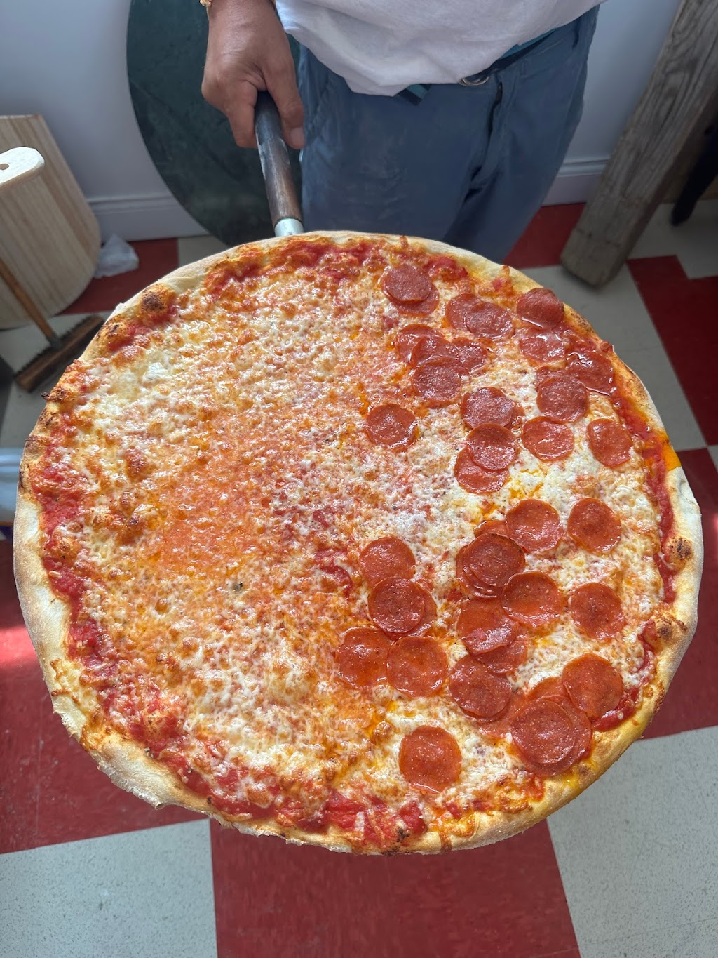 Joe’s Brick Oven Pizza | 109 Oak Ln suite 105, Cresco, PA 18326 | Phone: (570) 595-2001