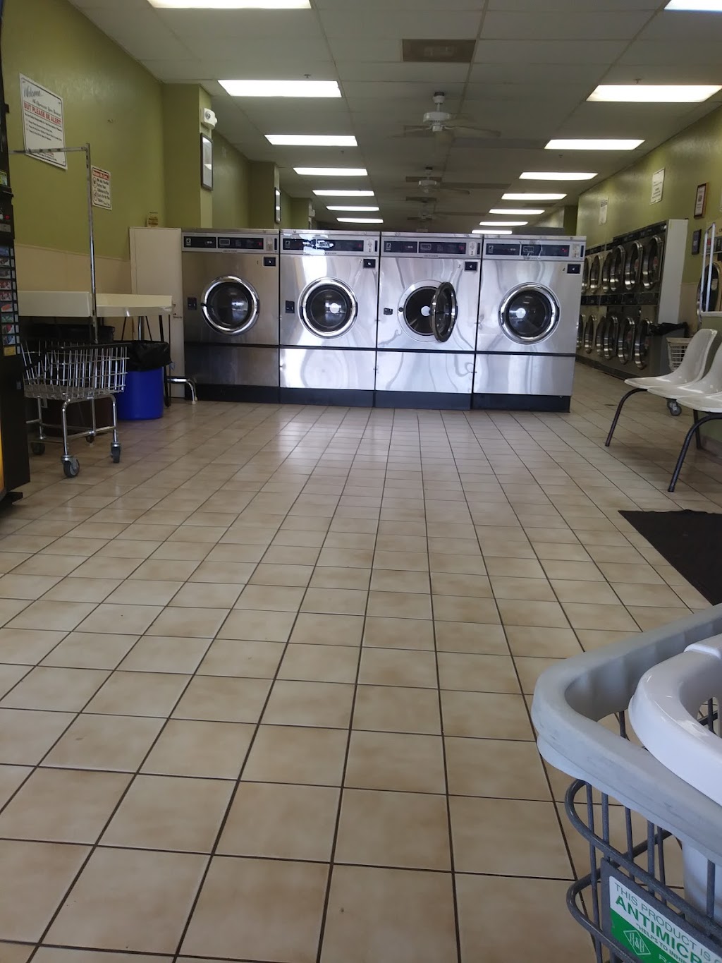 1st Class Laundry | 804 Delsea Dr, Glassboro, NJ 08028 | Phone: (856) 881-1167