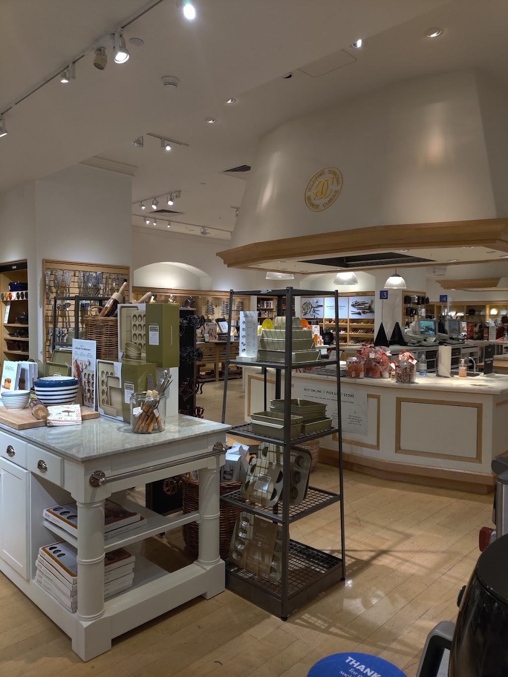 Williams-Sonoma | 125 Westchester Ave, White Plains, NY 10601 | Phone: (914) 644-8360