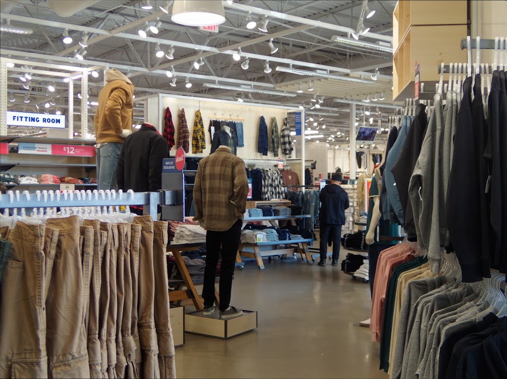 Old Navy Outlet | 1000 Premium Outlets Dr, Tannersville, PA 18372 | Phone: (570) 619-4270