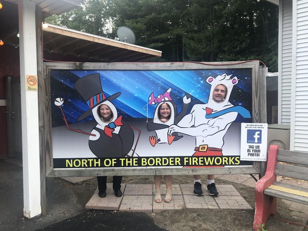 North of the Border Fireworks | 125 Welwood Ave, Hawley, PA 18428 | Phone: (570) 226-5111