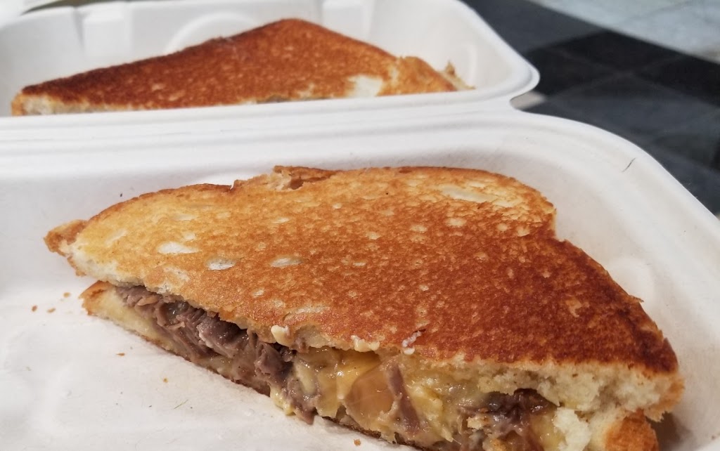 Cheesy Street Grill | 367 Russell St, Hadley, MA 01035 | Phone: (413) 387-0134