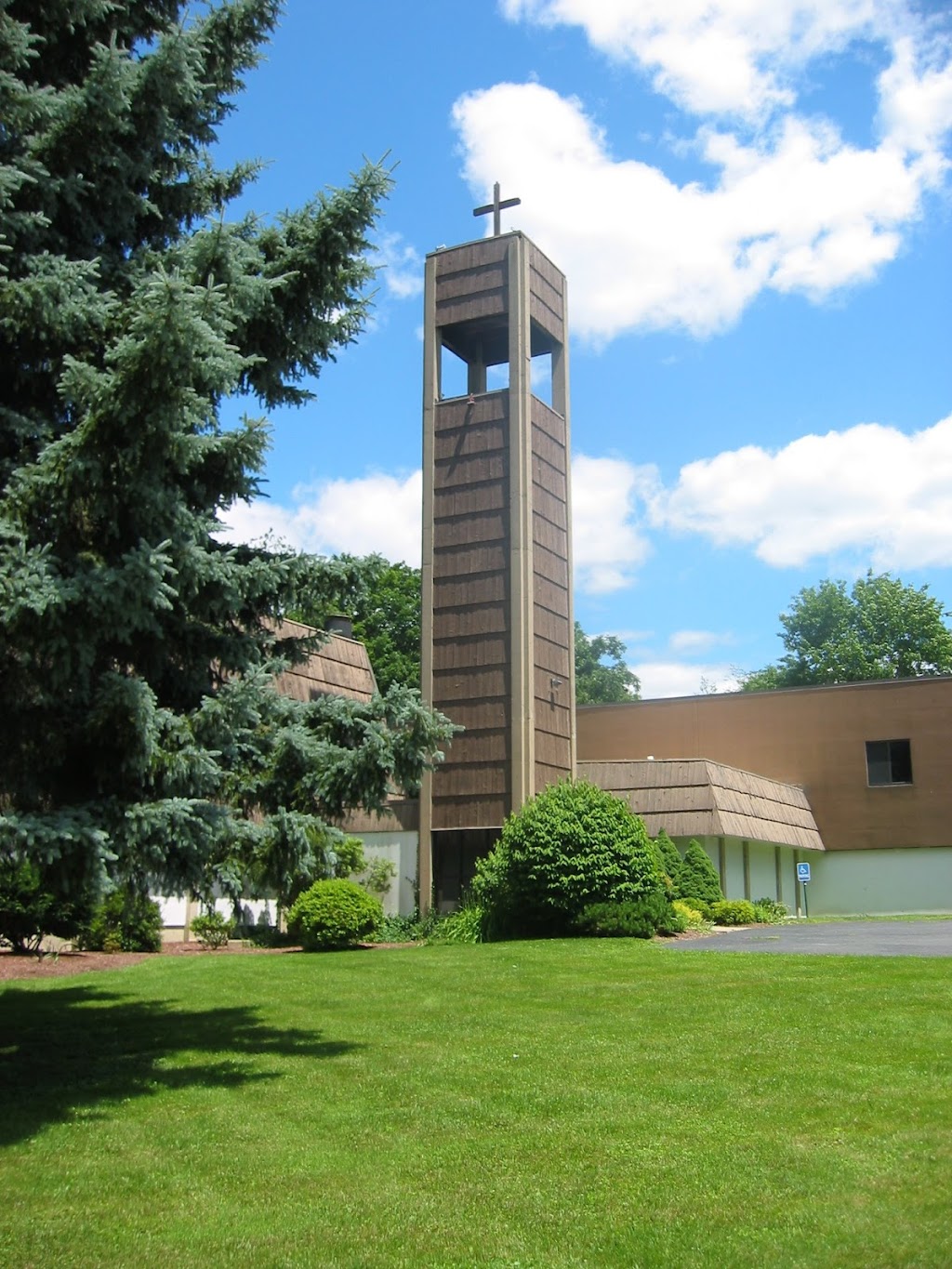 Immanuel Lutheran Church | 867 N Pleasant St, Amherst, MA 01002 | Phone: (413) 549-0322