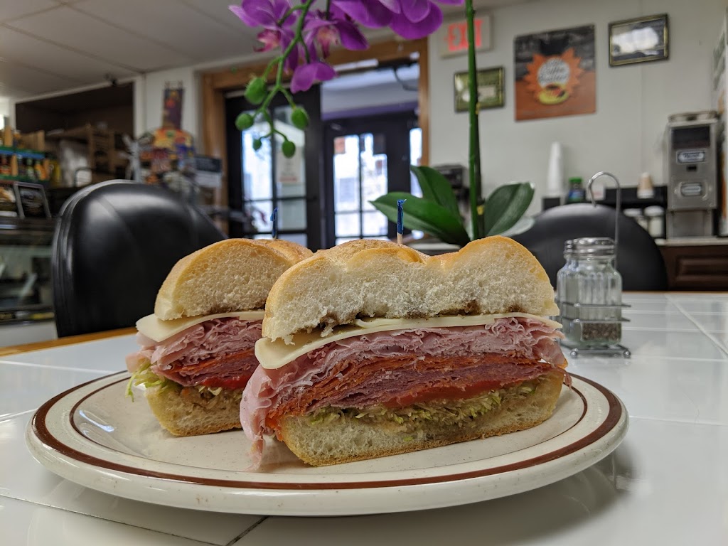 Ninos Deli & Catering | 150 Old Hopewell Rd, Wappingers Falls, NY 12590 | Phone: (845) 297-0101