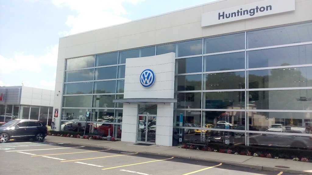 Volkswagen of Huntington | 838 E Jericho Turnpike, Huntington Station, NY 11746 | Phone: (631) 406-5633