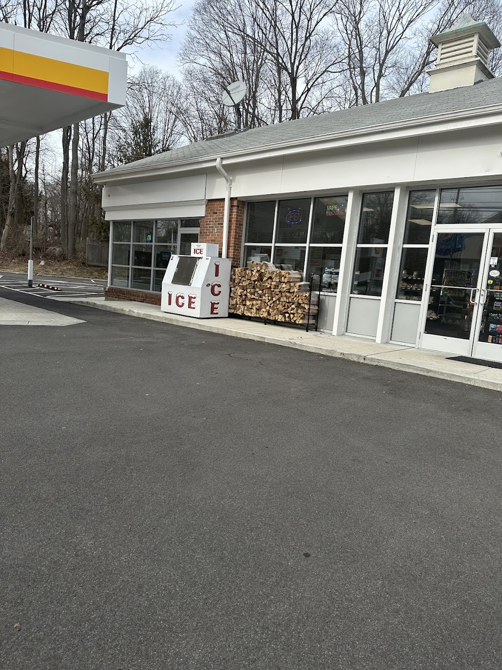 Shell | 210 Danbury Rd, Wilton, CT 06897 | Phone: (203) 761-9541