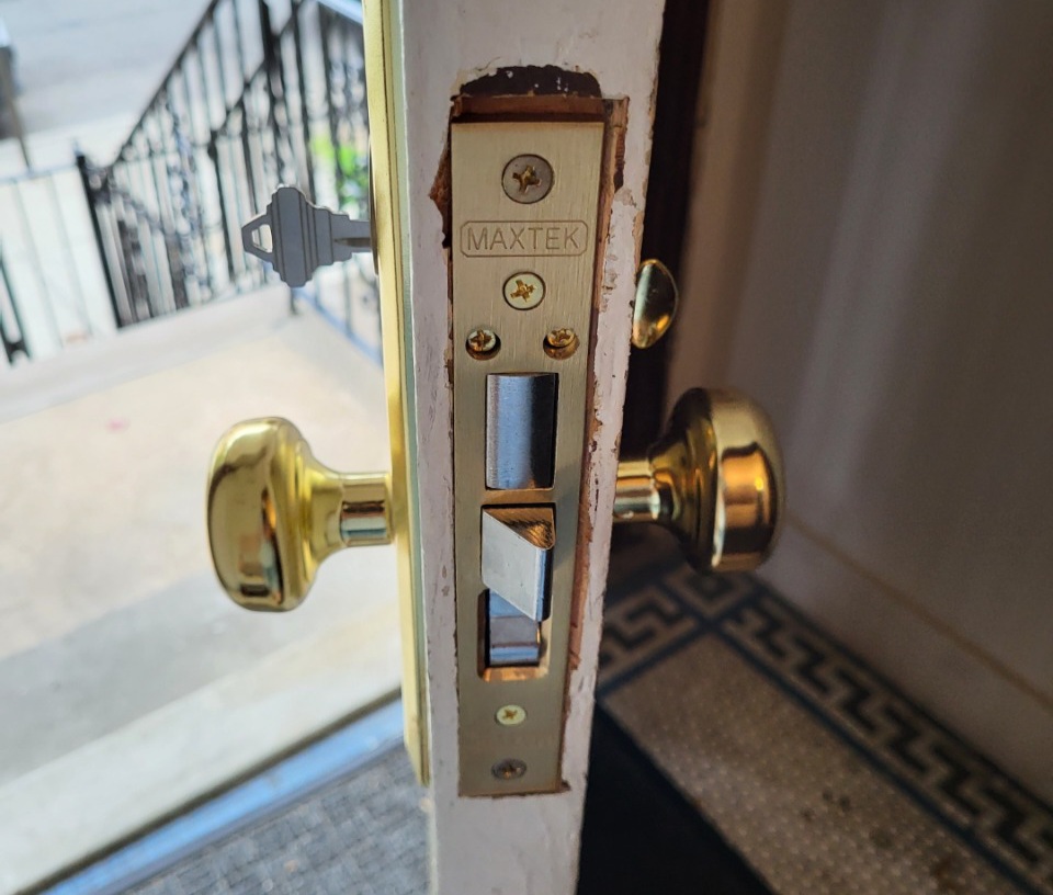 Benji Lock and Key | 2794 E 65th St, Brooklyn, NY 11234 | Phone: (718) 785-8350