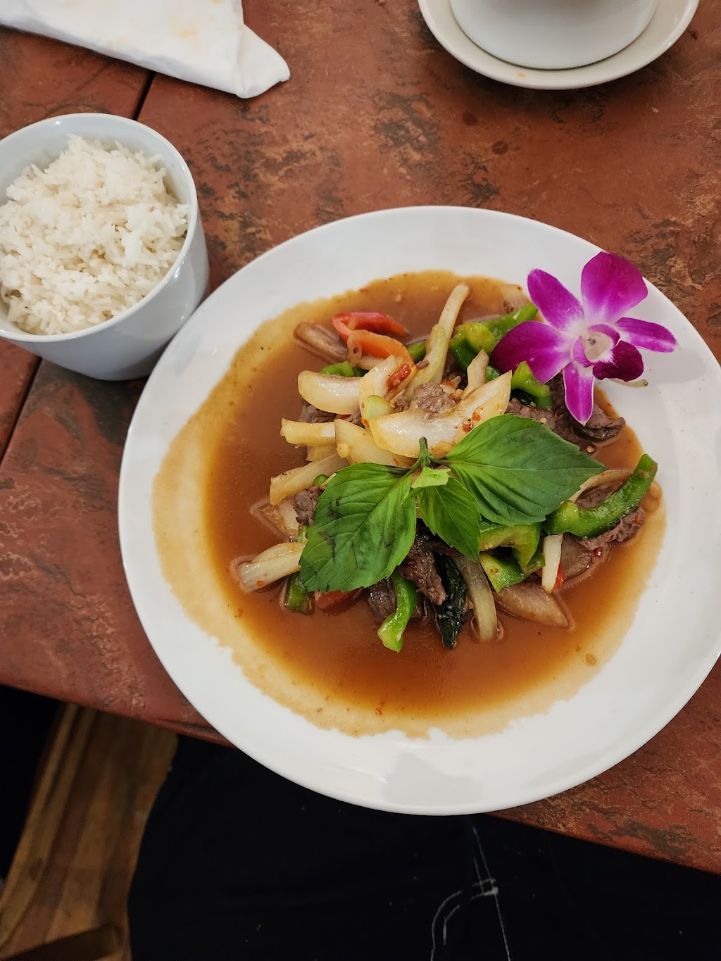 Thai at the Palace | 249 Water St, Belvidere, NJ 07823 | Phone: (908) 750-3270
