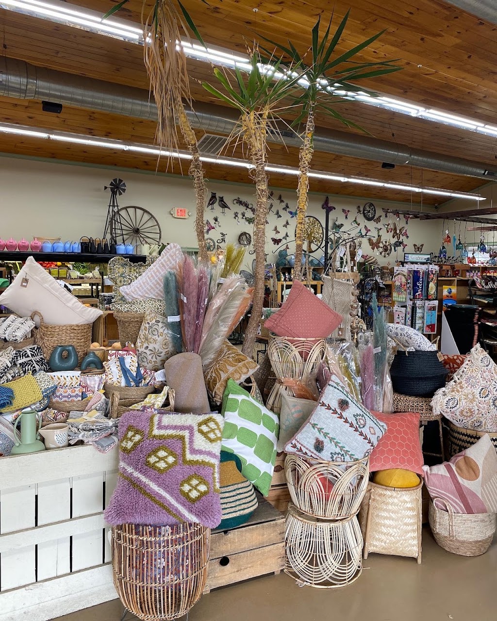 Samascotts Garden Market | 65 Chatham St, Kinderhook, NY 12106 | Phone: (518) 217-2249