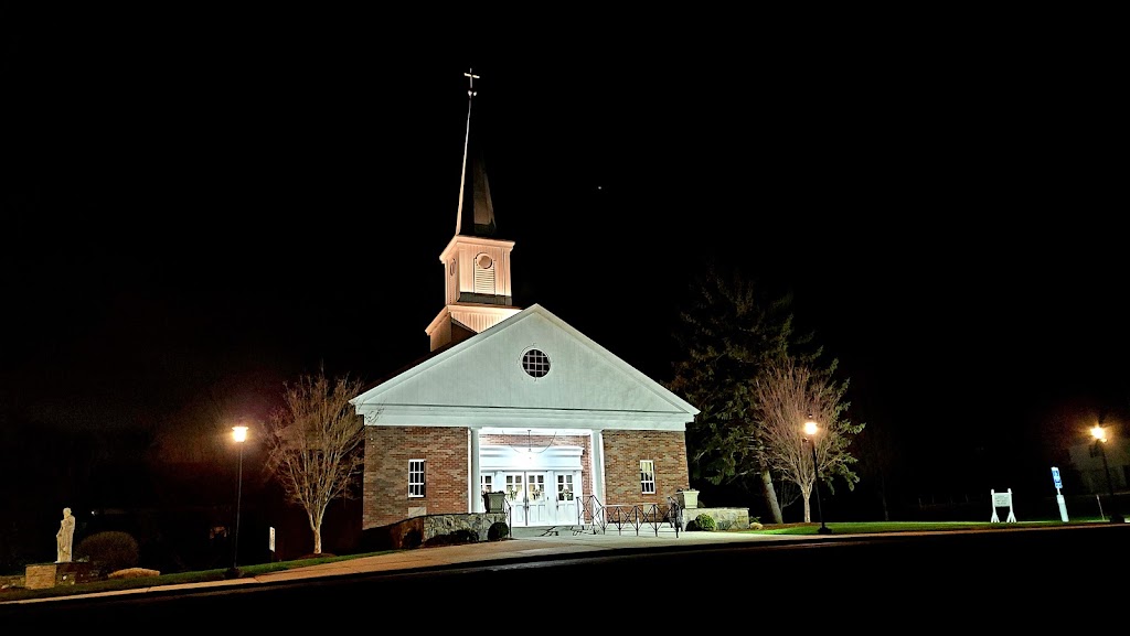 Saint Matthew Roman Catholic Church | 111 Tolland Grn, Tolland, CT 06084 | Phone: (860) 872-0200