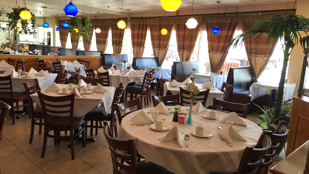 King Wok Chinese Restaurant | 300 Gordons Corner Rd, Manalapan Township, NJ 07726 | Phone: (732) 536-5235