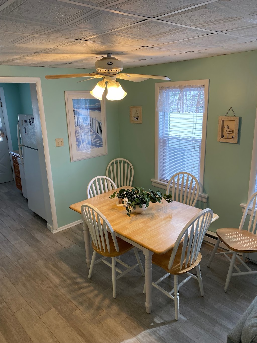 Cute Cottage By the Sea | 3324 Asbury Ave, Ocean City, NJ 08226 | Phone: (215) 510-6785