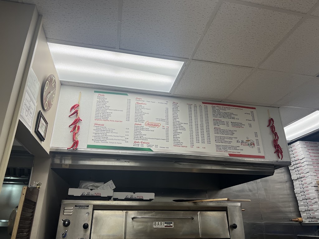 La Bona Pizza | 216 Old Tappan Rd, Old Tappan, NJ 07675 | Phone: (201) 664-0300