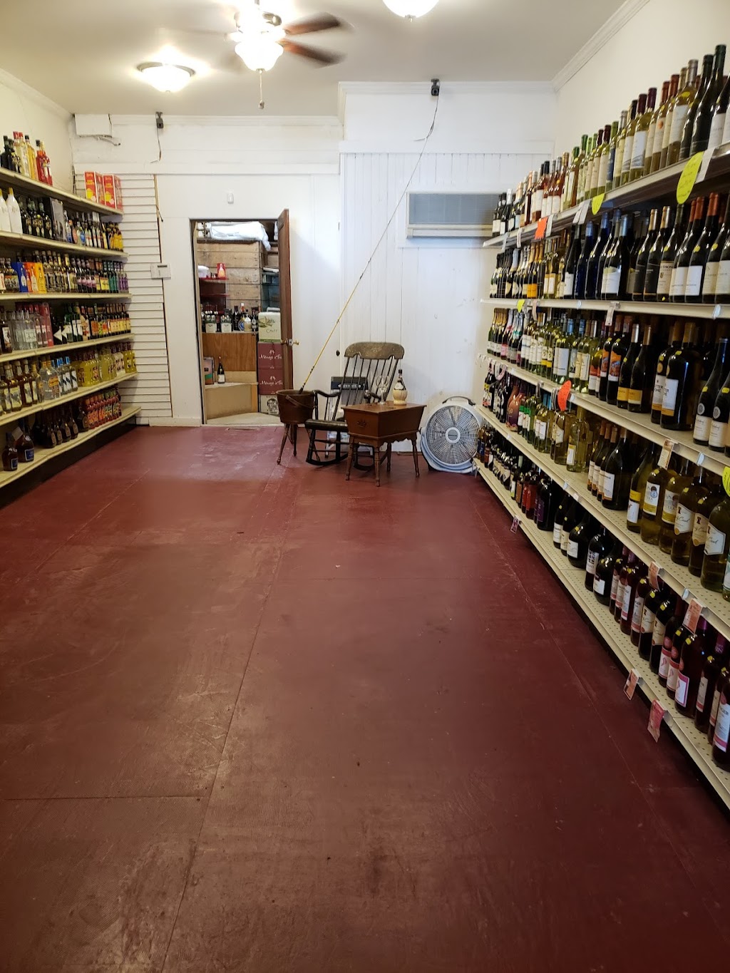 Roscoe Fine Wines & Spirits | 57 Stewart Ave, Roscoe, NY 12776 | Phone: (607) 290-4032