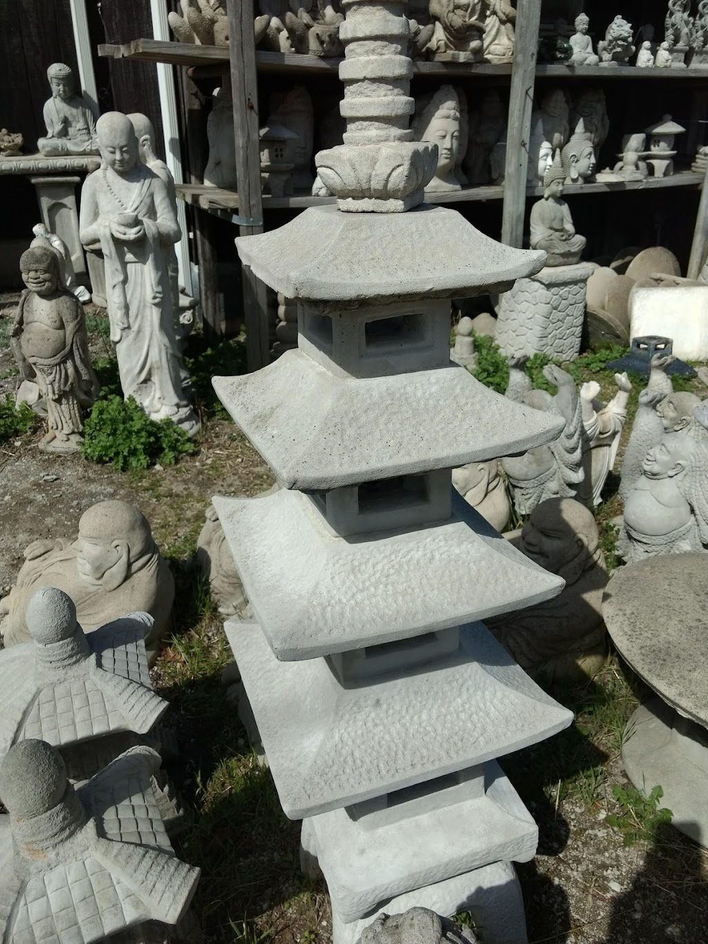 Rocky Point Statuary | 121 NY-25A, Rocky Point, NY 11778 | Phone: (631) 744-1617