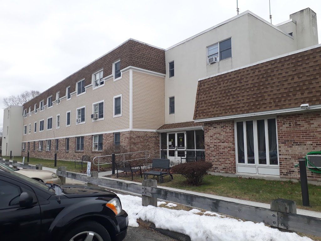 Robert E Hutt Cong Housing | 480 Millville Ave, Naugatuck, CT 06770 | Phone: (203) 723-2972