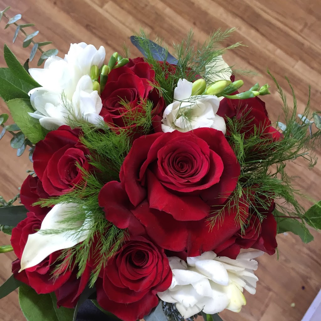 Tunies Floral Expressions | 1835 Delmar Dr, Folcroft, PA 19032 | Phone: (610) 583-6142