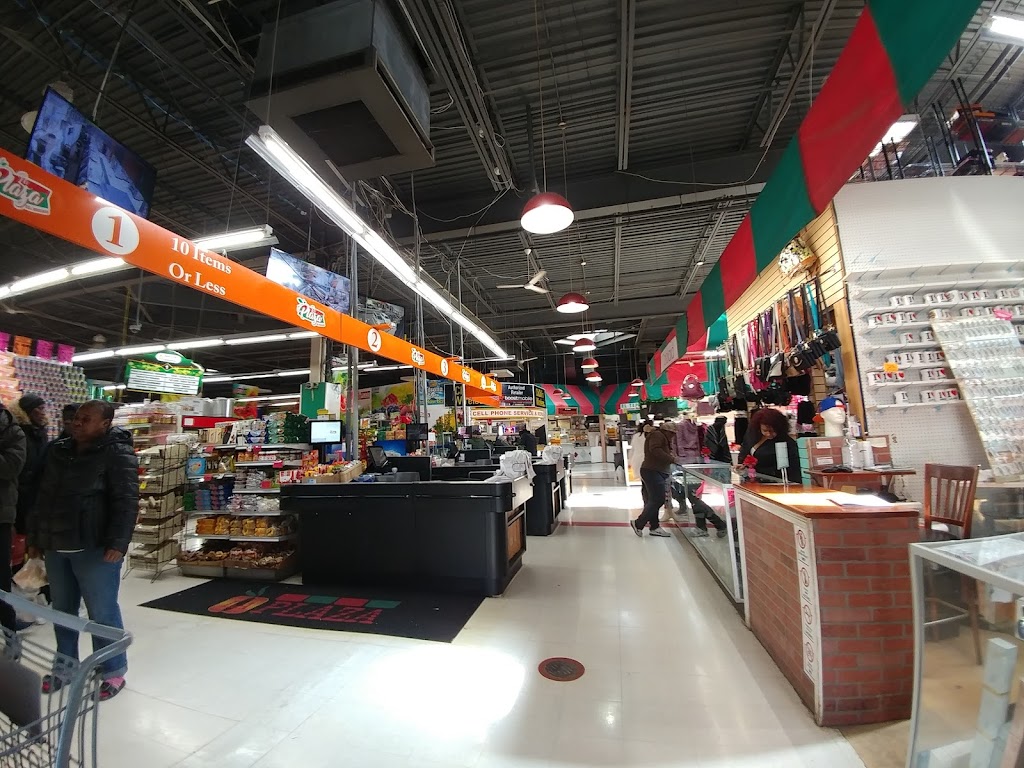 El Mercado Marketplace | 704 Park St, Hartford, CT 06106 | Phone: (860) 247-6449