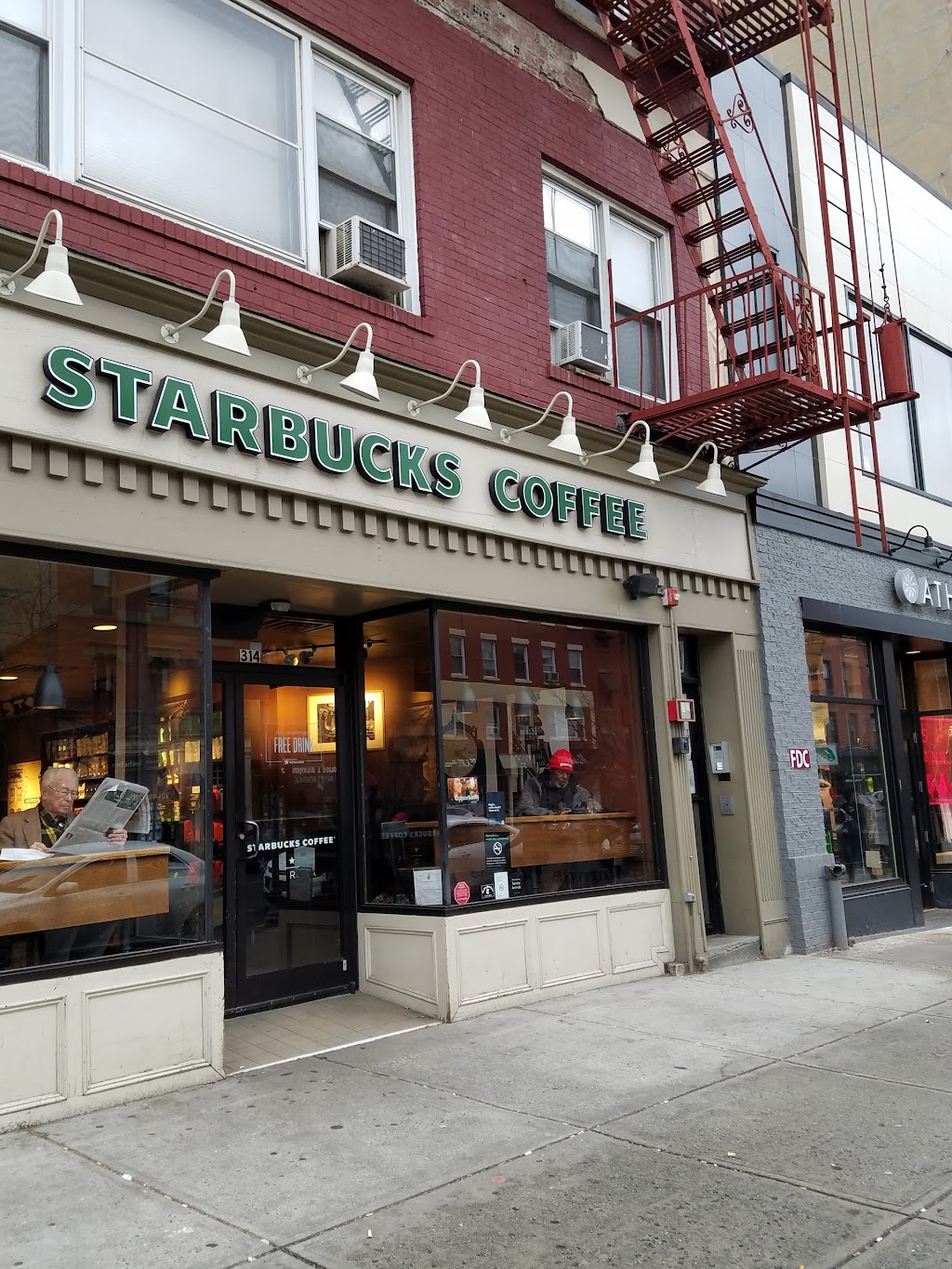 Starbucks | 314 Washington St, Hoboken, NJ 07030 | Phone: (201) 222-2491