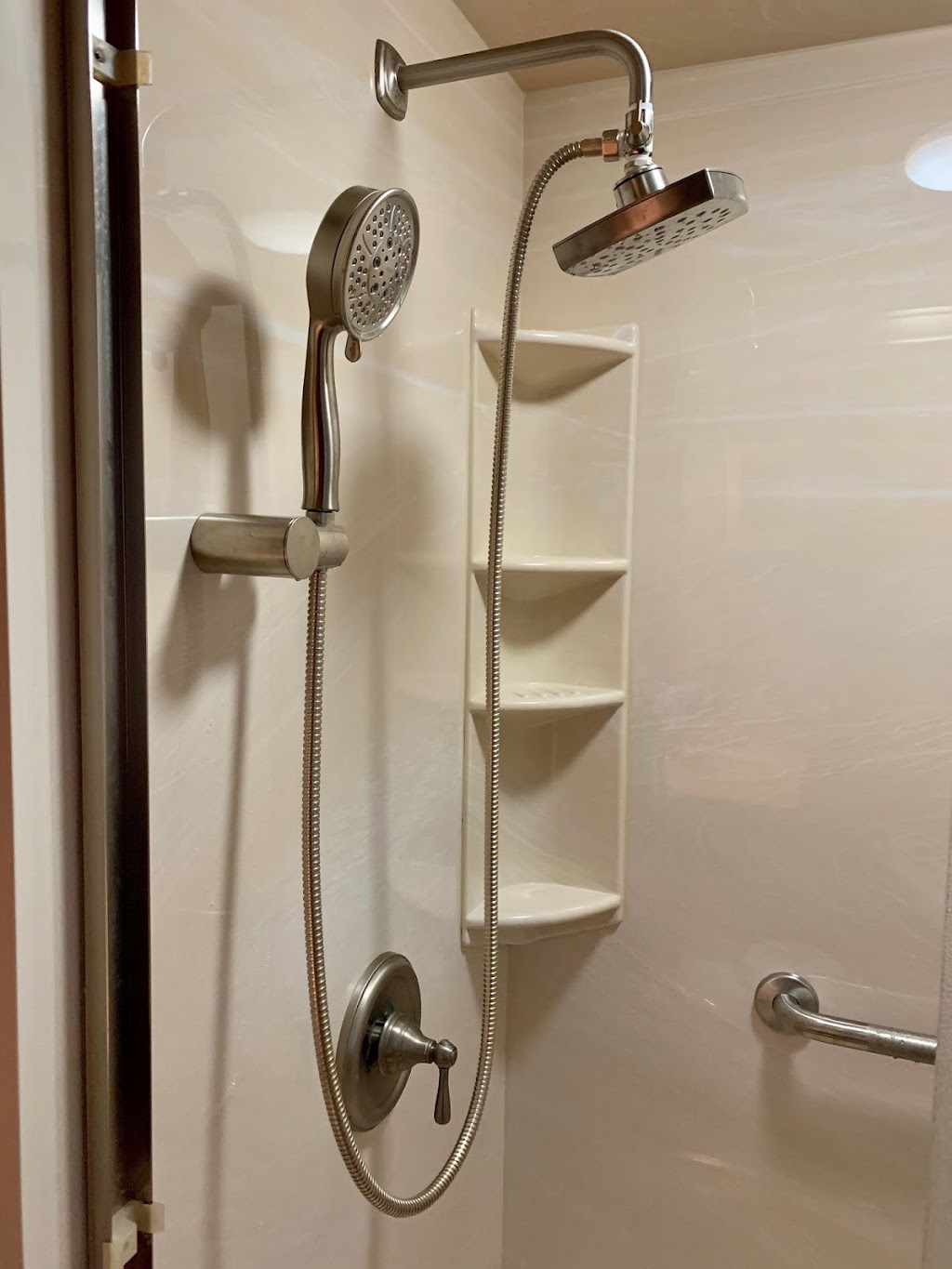 Bath Fitter Northwest Jersey | 430 Sand Shore Rd #8, Hackettstown, NJ 07840 | Phone: (855) 229-7708